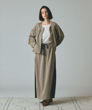 GRACE CONTINENTAL サイドジップスカート カーキ