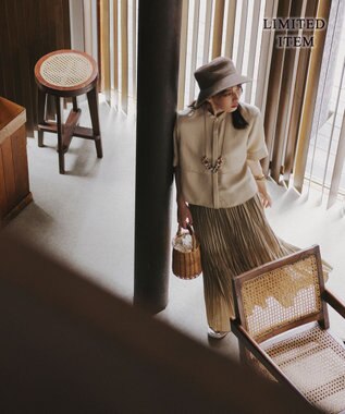 ICB 【WEB限定・洗える】 シルキーツイル クロップドシャツ ベージュ系