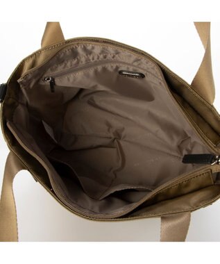 LA BAGAGERIE フロントポケット　スクエアナイロントート ベージュ