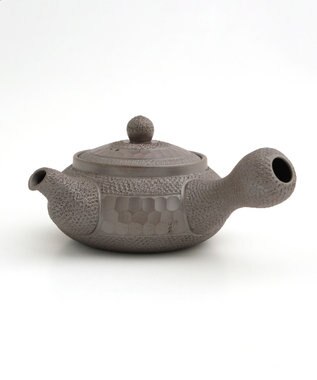 たち吉 【たち吉】ダイヤ彫中帯急須〈１個〉四日市萬古焼 ブラック