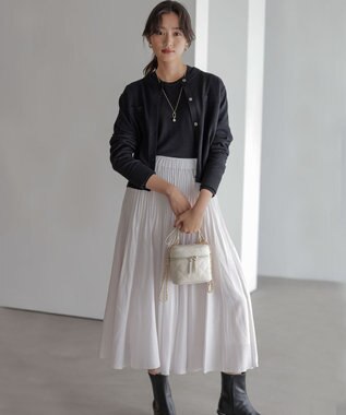 組曲 S ニューシックニットクルーネックプルオーバー ブラック系