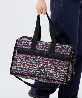 LeSportsac DELUXE MED WEEKENDER/NYCスクリプトブラック NYCスクリプトブラック