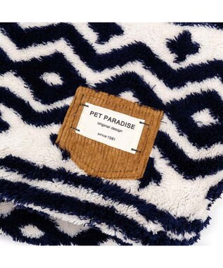 PET PARADISE ペットパラダイス 筒型 寝袋 《カントリー柄》 Ｍ ホワイト×ネイビー