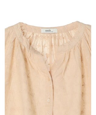 earth music&ecology 刺繍ギャザーブラウス Beige
