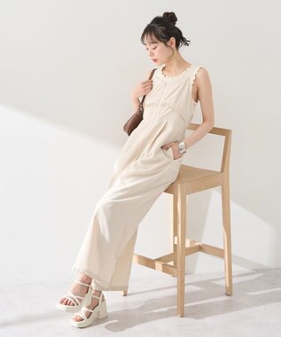 earth music&ecology ミニフリルフロントジップロンパース Ivory