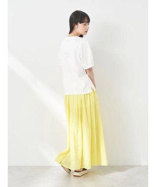 earth music&ecology フォルムスリーブ刺繍ロゴＴＥＥ Off White