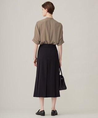 ICB 【新色追加・接触冷感・UVケア・速乾・洗える】BackSatinAmunzen 5分袖バンドカラーブラウス フォーン系