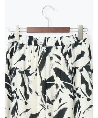 Te chichi 【2026年3月InRed掲載波瑠さん着用】ペイントパターンナロースカート オフホワイト