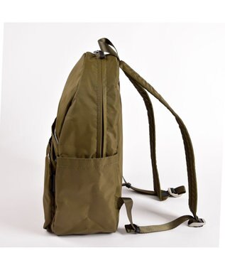 Y'SACCS ダブルホックポケットデイパック カーキ