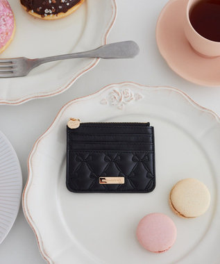 Maison de FLEUR リボンキルティングフラグメントケース