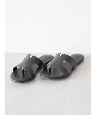 AMERICAN HOLIC カットアウトトングサンダル Black