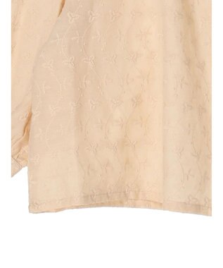 earth music&ecology 刺繍ギャザーブラウス Beige
