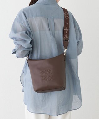 russet 《WEB限定》スタンダードミニショルダーバッグ <エンボスモノグラム>(CE-1718-WEB) D.Brown