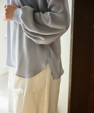 #Newans 【ストレッチ】〈花乃まりあさんコラボ〉ハイネックブラウス サックス