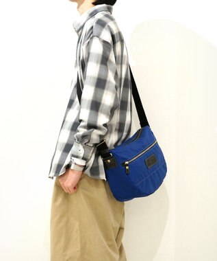 FOLNA RD ユニセックスナイロン ショルダー L-SIZE ブルー