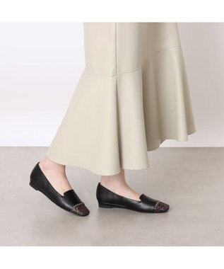 MODE ET JACOMO <MODE ET JACOMO>スクエアフラットオペラパンプス ブラック