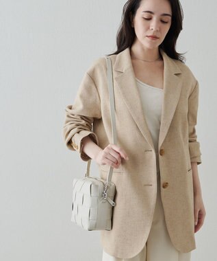 IACUCCI 【予約】ベルタ S CERVO ホワイト