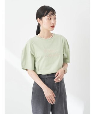 earth music&ecology フォルムスリーブ刺繍ロゴＴＥＥ Off White