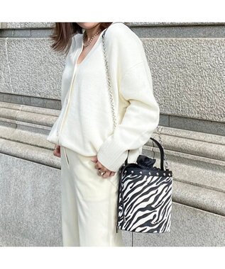 LA BAGAGERIE 【インスタグラマー chiyoさん×LA BAGAGERIE】チェーンバケツバッグ ゼブラ