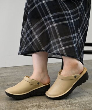 Pointer 本革2WAYサボサンダル ベージュ