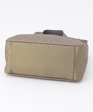 Y'SACCS キュービック×ポイントドット　2WAYトート＆ショルダー　Mサイズ グレージュ【WEB限定カラー】