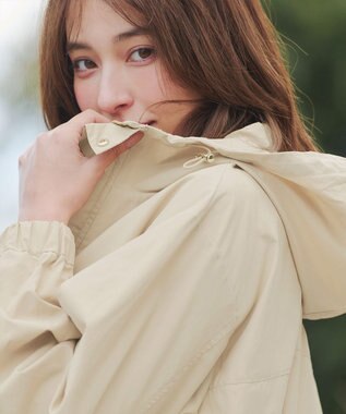 Tiaclasse L 撥水ドロストマウンテンパーカー アイボリー