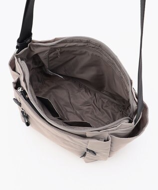 LA BAGAGERIE 【MONICA】ラウンドショルダーバッグ ライトグレー