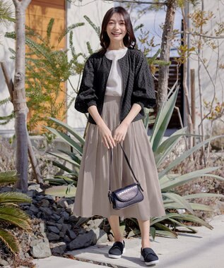 Tiaclasse L 【洗える】パンチングレースブルゾン ブラック