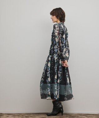 GRACE CONTINENTAL フラワープリントティアードワンピース ブラック