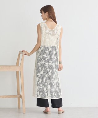 earth music&ecology コード刺繍ベスト Ivory