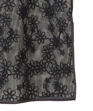 earth music&ecology コード刺繍ベスト Black