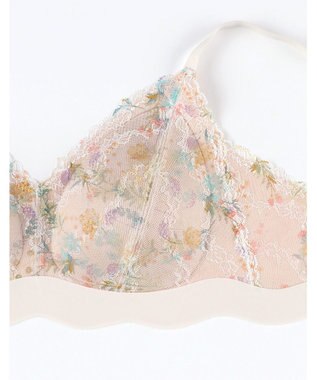 Wing ノンワイヤーブラ 吸いつくようなフィット感 軽いつけごこち ナチュラルなバストシルエット ブラジャー KB4100 ウイング／ワコール クリーム