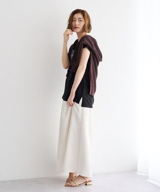 YECCA VECCA サテンフレアスカート Ivory