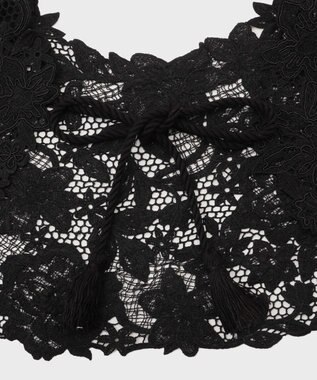 GRACE CONTINENTAL タッセル付レースカラー ブラック