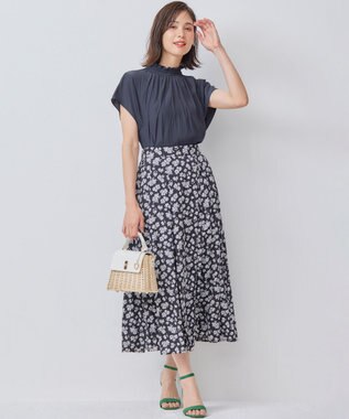 組曲 S 【前後着用可】ギャザーライトデシン ブラウス ブラック系