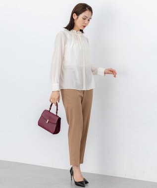 組曲 S 【加藤ローサさん着用】アンティークオーガンフリル ブラウス アイボリー系