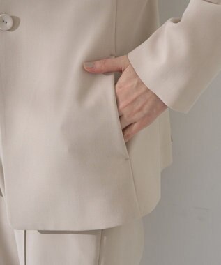 YECCA VECCA ストレッチノーカラージャケット Light Beige