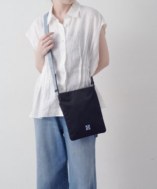 russet バイカラーレザーベルトフラットショルダーバッグ(SF-278) Black