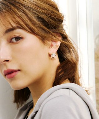 Tiaclasse 【金属アレルギー対応】 一粒クリスタルサークルピアス オフホワイト×ゴールド