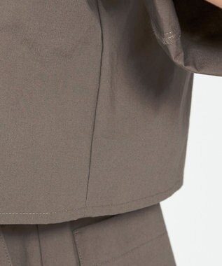 uncrave 【洗濯機洗い可】カラータイプライター ショートシャツ（uncrave WHITE） グレージュ