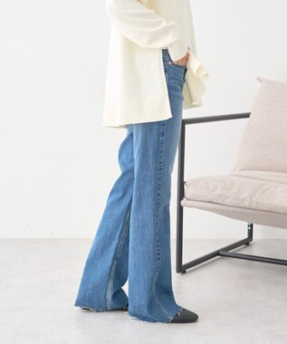 earth music&ecology 【セルフカット可】ストレッチフレアデニムパンツ Indigo