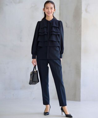 組曲 L 【KUMIKYOKU NAVY】コンフォータブルドレープ フリルテーパードパンツ ネイビー系