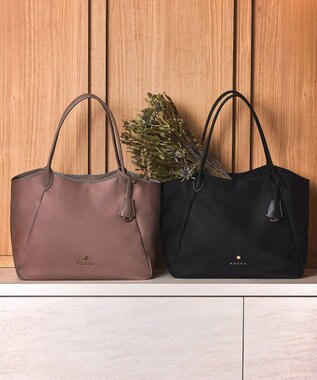 TOCCA 【A4サイズ対応・撥水】T-JARDIN NYLONBAG ナイロンバッグ ブラック系