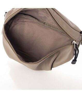 Y'SACCS 【イザック×MUMU】コーデュラエコメイド　マルチウェイバックパック ベージュ