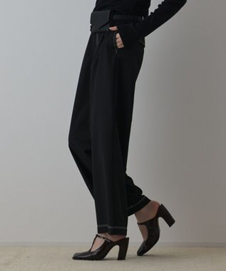 GRACE CONTINENTAL タックカーブパンツ ブラック