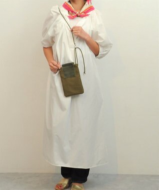 UNBILLION Otias 8号キャンバスシュリンクレザースマホショルダー カーキ