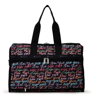 LeSportsac DELUXE MED WEEKENDER/NYCスクリプトブラック NYCスクリプトブラック