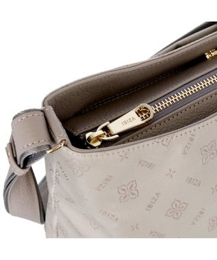 IBIZA ロゴナイロン　ショルダーバッグ ピンクベージュ