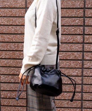 tsumori chisato CARRY ラムギャザー ショルダーバッグ