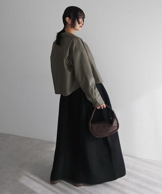 Green Parks ショート丈フェイクレザーシャツ Gray Beige